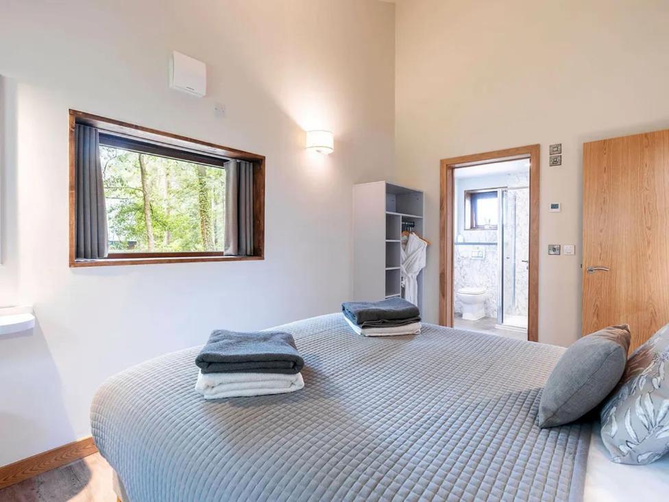 Keldy Forest Cabins - Forest Holidays بيكرينغ المظهر الخارجي الصورة